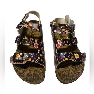 Calceo Floral Womens Size 40 Eur 9 US Multi Colored Four Strap Comfort NEW/Other